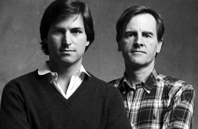 Steve Jobs và John Sculley